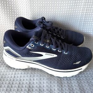 Brooks Ghost 15 Women's Running Shoes 7.5 Medium B Navy Blue Color